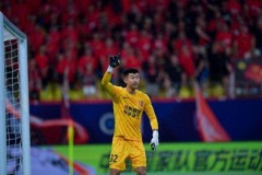 周定洋中超后腰200万欧年薪，成都队续约失败升班马挖角成功